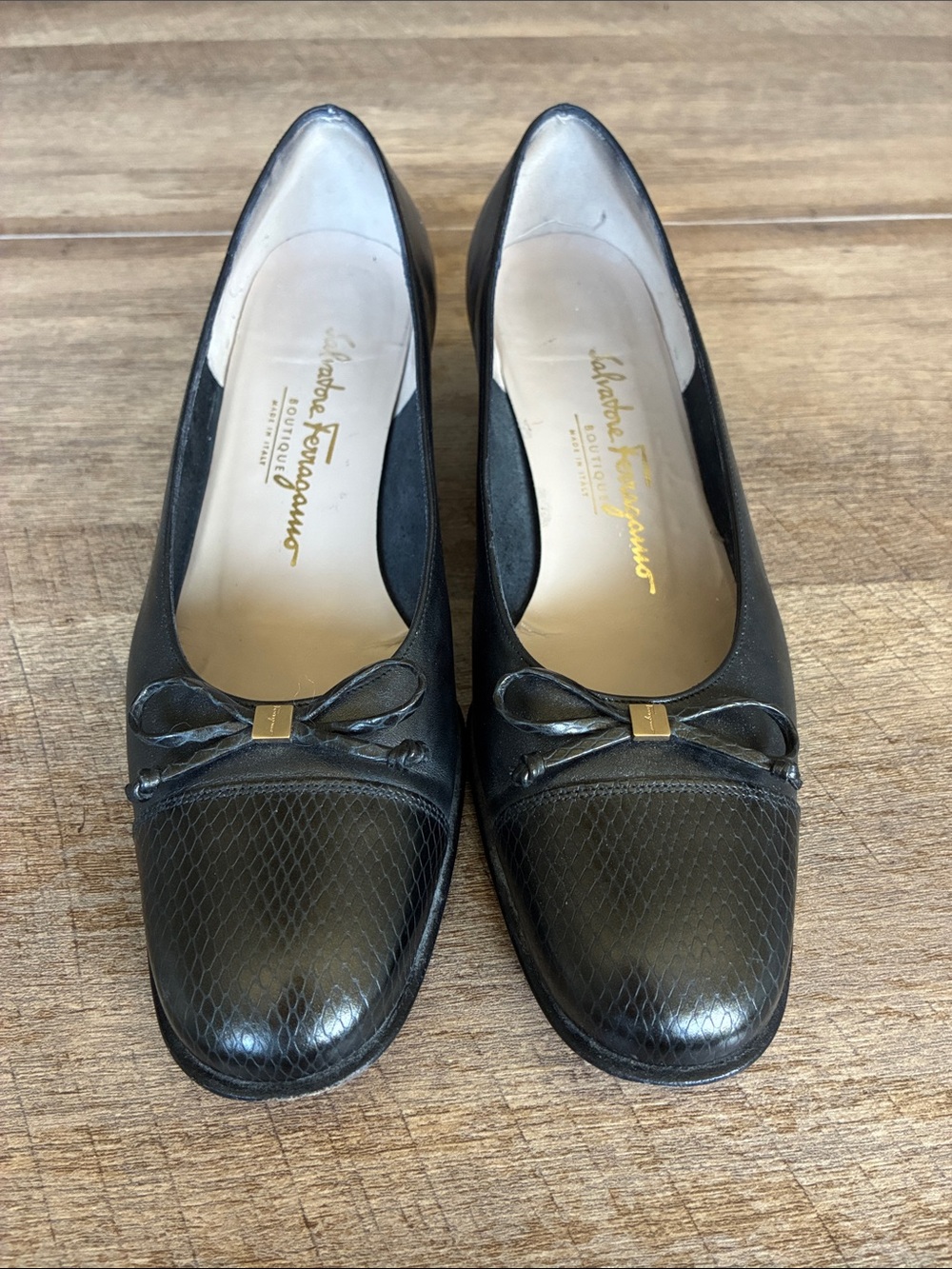 Salvatore Ferragamo Black Leather Bow Loafers 7 1/2